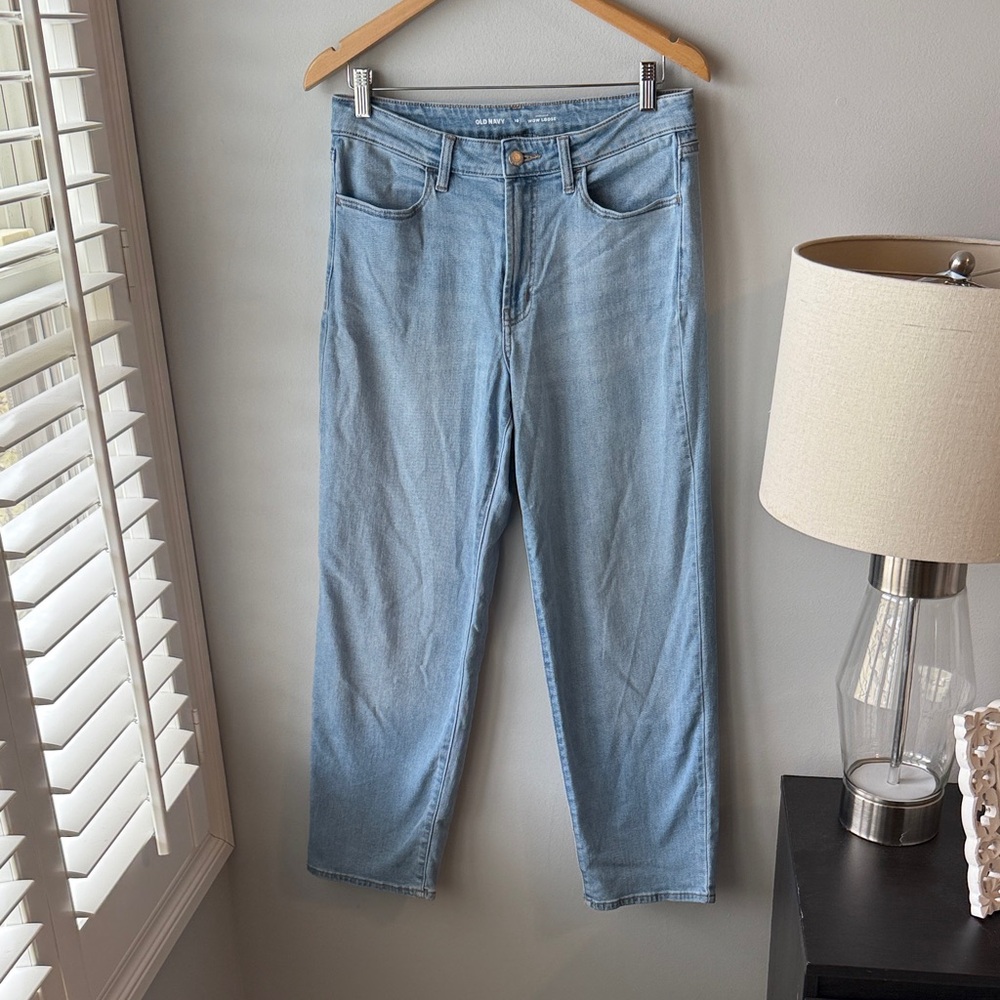 Old‎ Navy High-Waisted Wow Loose Jeans - Picture 3 of 9